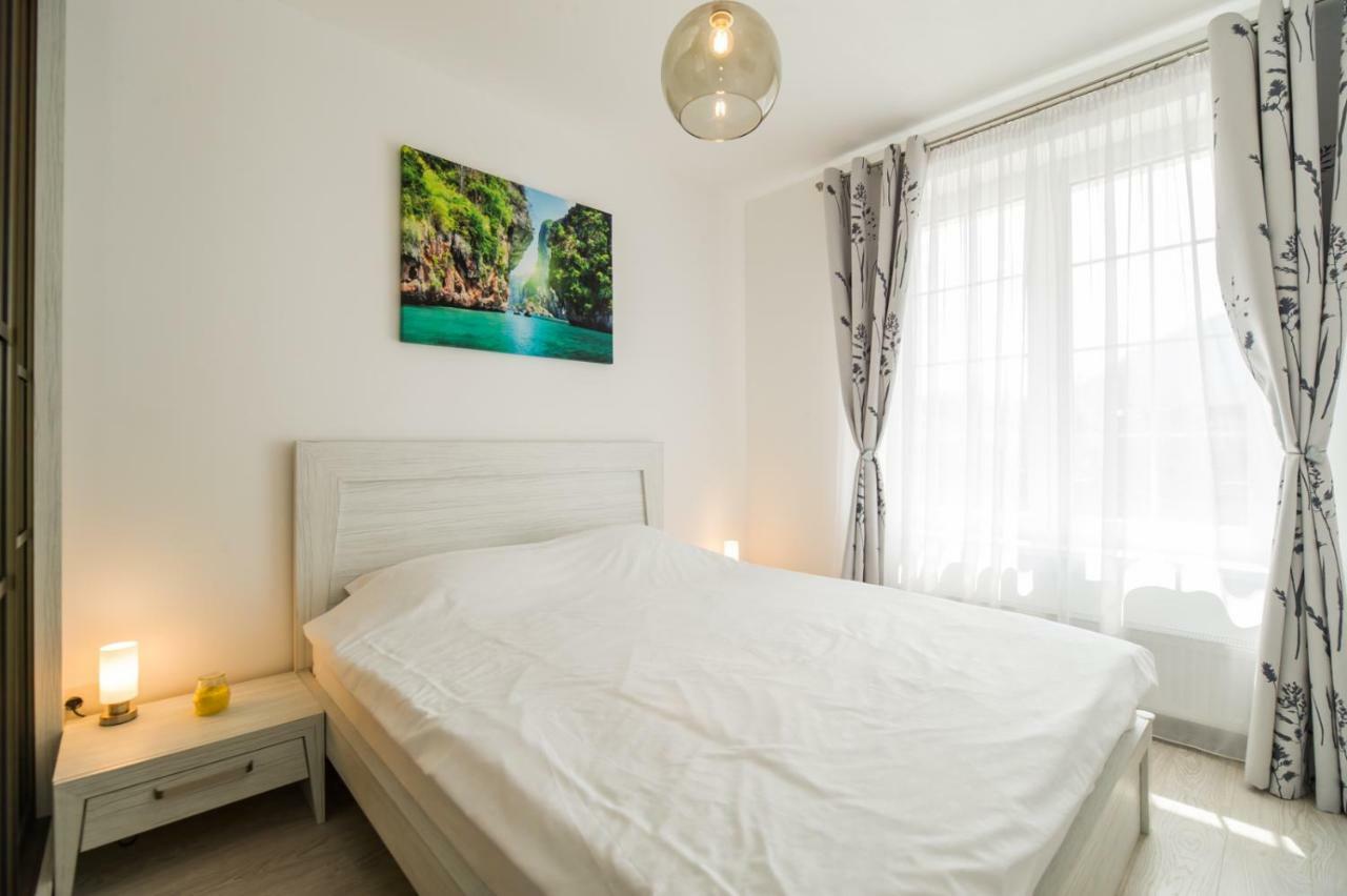 Schiller Apartment 57 - Free Private Parking Brasov Exterior photo